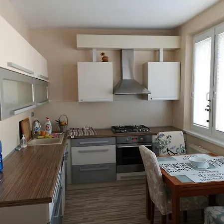 Apartman /3 Izbovy *